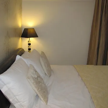 Bed & Breakfast Tregarth House